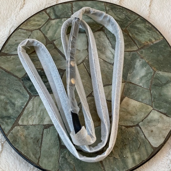 Coach x Disney NWT Snow White Hayden Foldover Crossbody Clutch F72908 - Picture 16 of 17